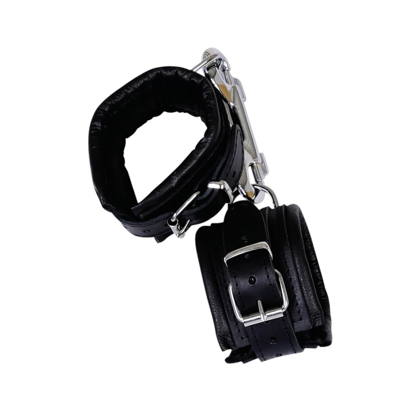 ZADO - bőr csukló bilincs és karabiner (fekete) 109483 termék bemutató kép